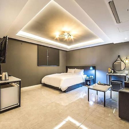 Chuncheon Hotel View Чунчеон Екстериор снимка