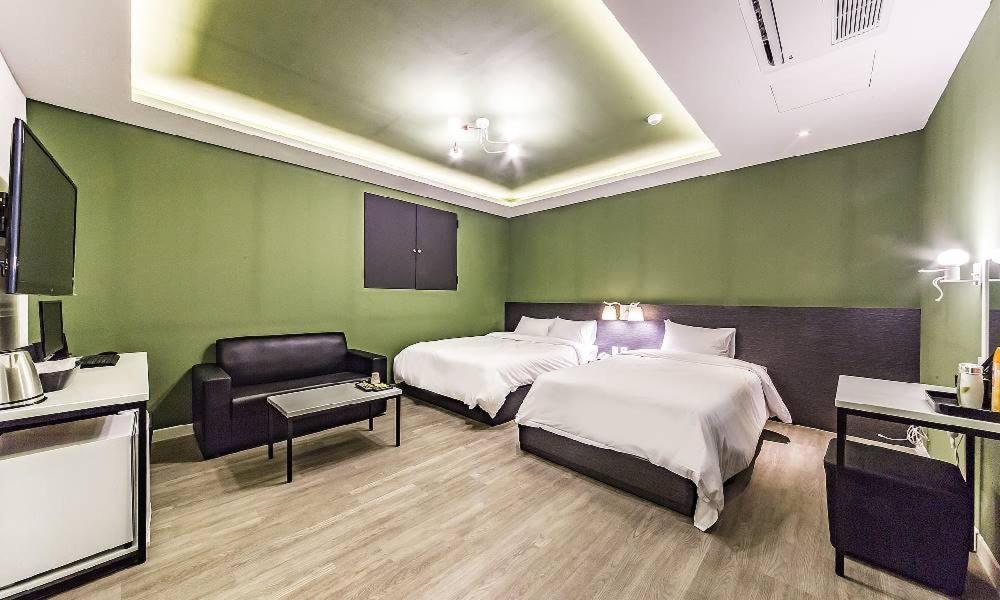 Chuncheon Hotel View Чунчеон Екстериор снимка